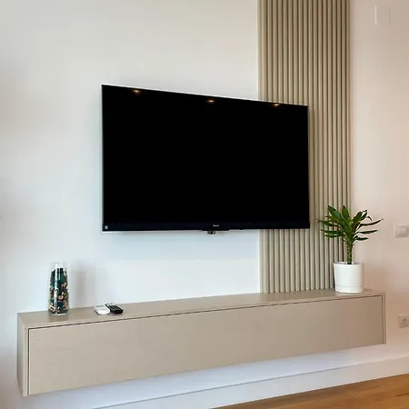 No 401 Lebada Apartment